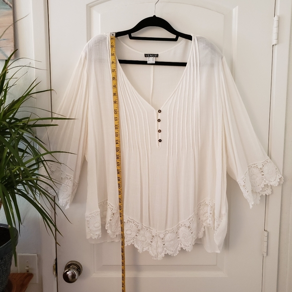 Venus White Beachy Boho Vibe Top - Picture 1 of 6